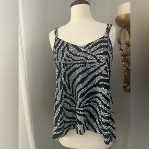 Swim Solutions Big Wave Printed Tankini Top $68.00 Black & White Sz 14